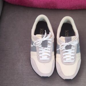 Kizik Women's Athletic Sneakers - Cream and Gray